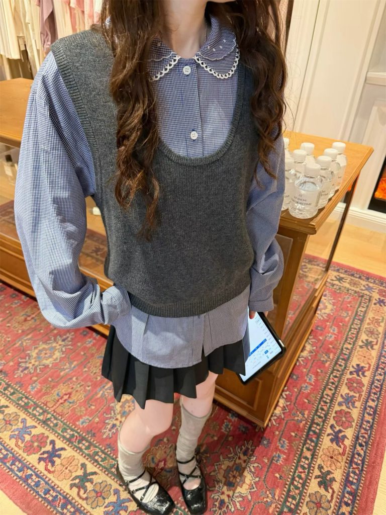 Sweet Doll Collar Shirt Sleeveless Vest A-Line Pleated Skirt Three-Piece Set
