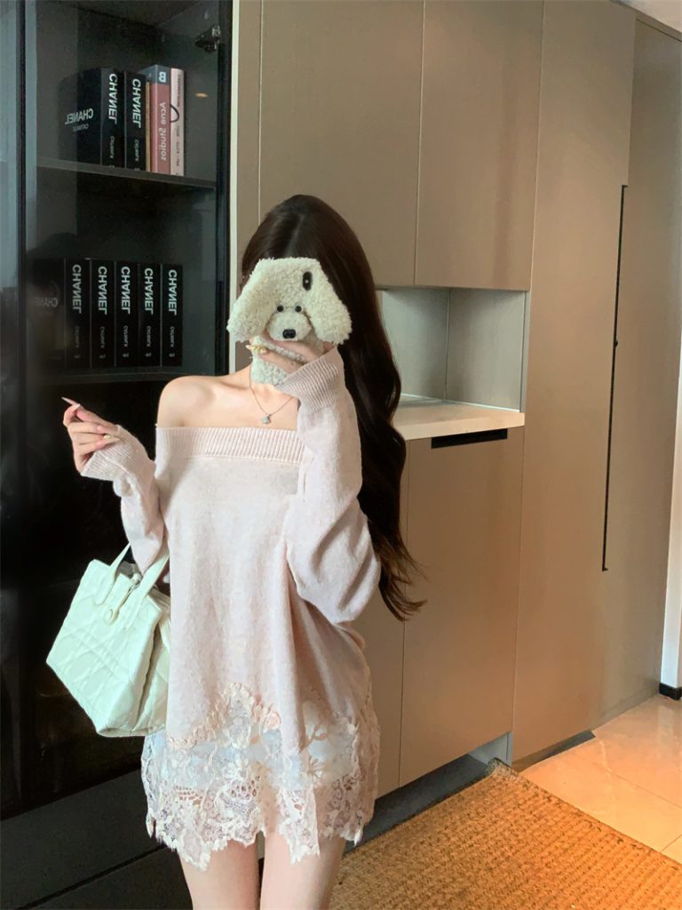 Women's Off-Shoulder Lace-Trimmed Mohair Knit Top